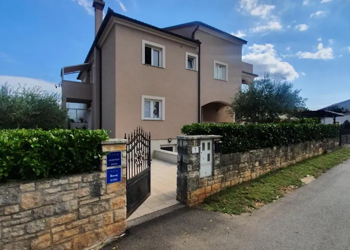 Gostinjska kuća And Marlen 3*