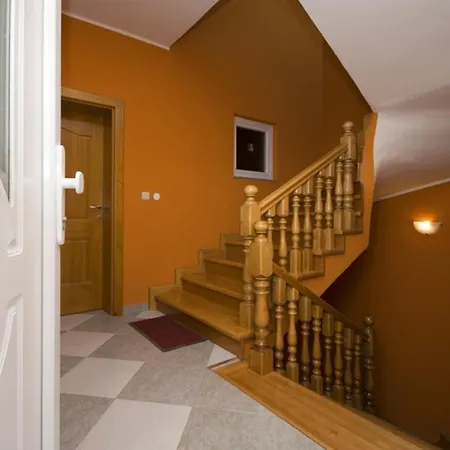 And Marlen ロヴィンスコ・セロ