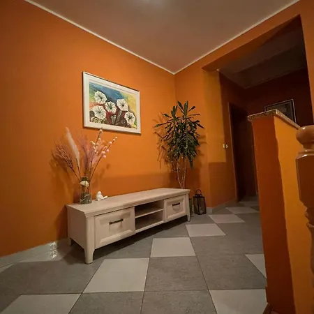And Marlen Guest house